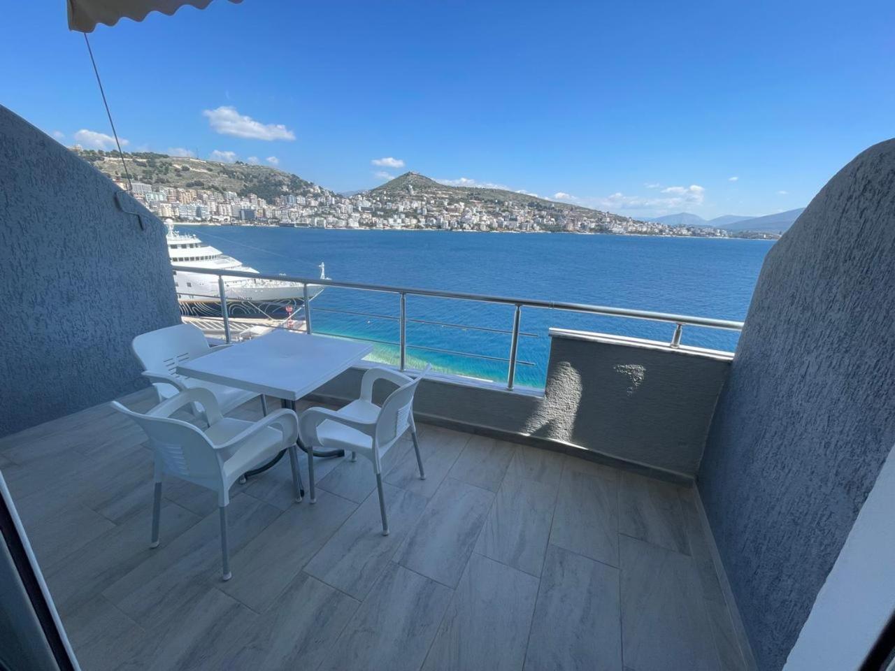 Kristina Bellavista Rooms Sarande Bagian luar foto